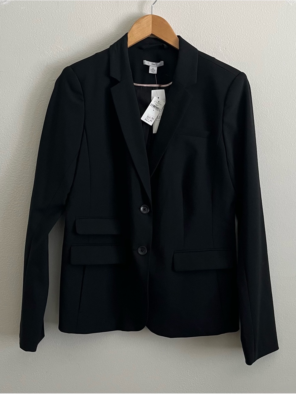 NWT! GAP Tailored Women's Black Blazer - Classic Two-Button Jacket